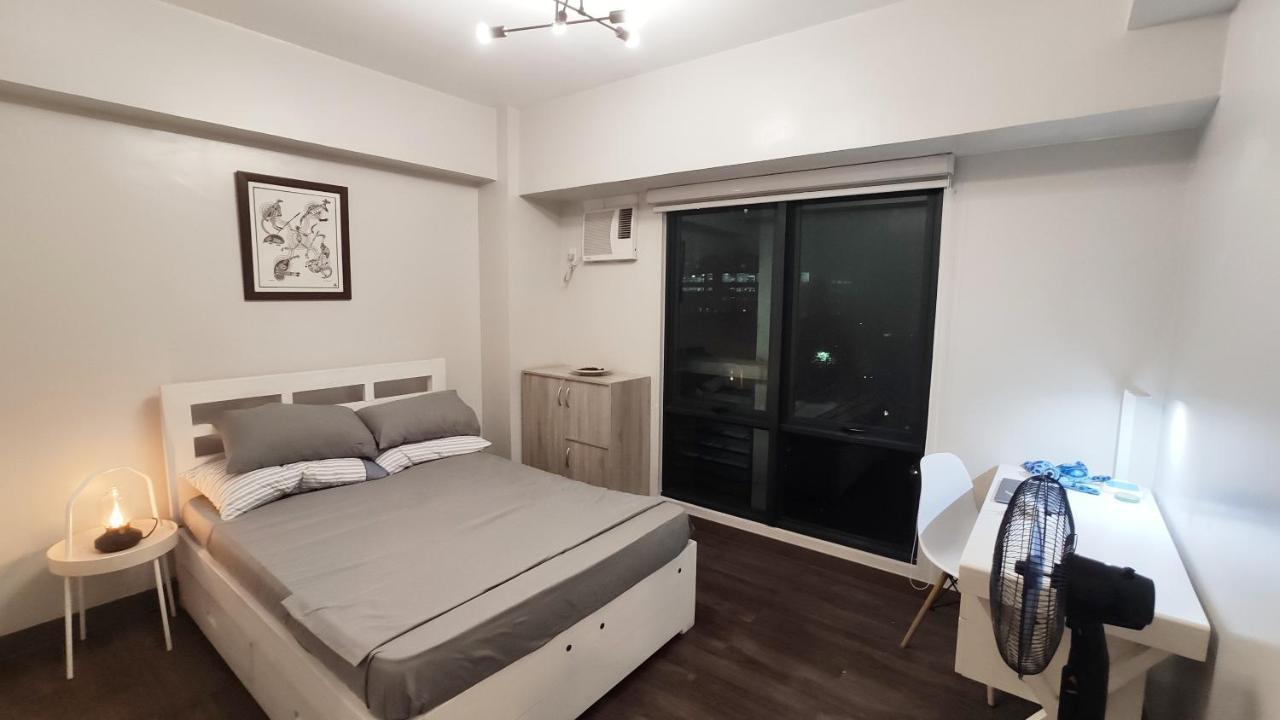 Resort Living Condominium Unit In Metro Manille Extérieur photo