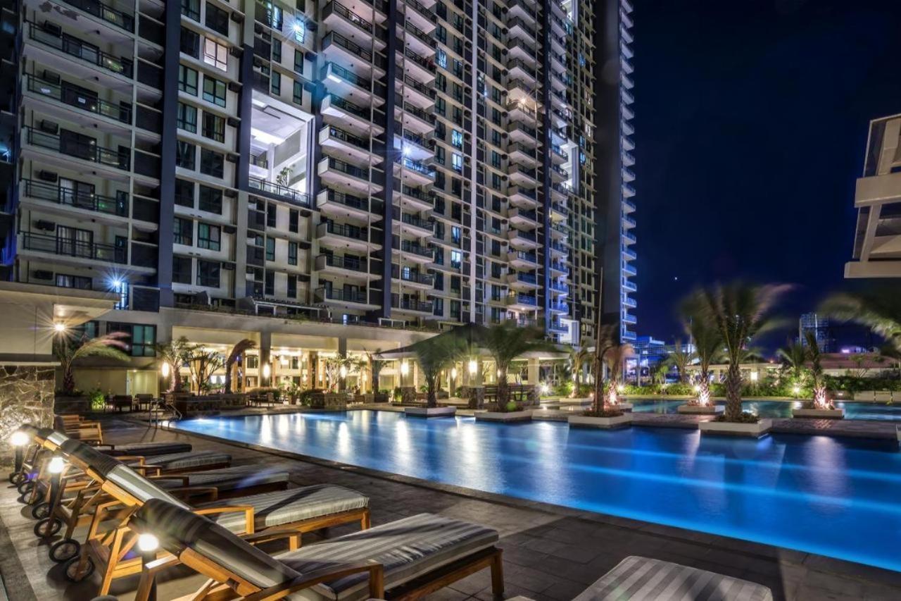 Resort Living Condominium Unit In Metro Manille Extérieur photo
